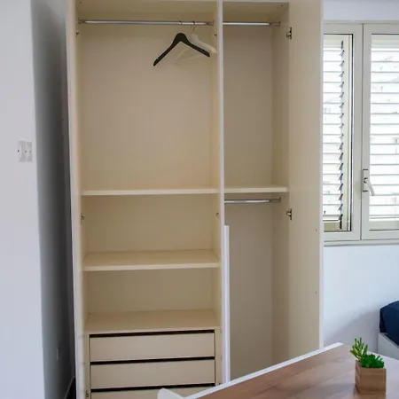 Wikaapartments Διαμέρισμα Ρέτζιο ντι Καλάμπρια