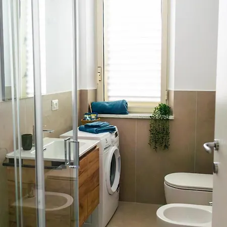 Wikaapartments * Ρέτζιο ντι Καλάμπρια